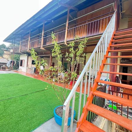 Tran Thuc Homestay-Ba Be エクステリア 写真