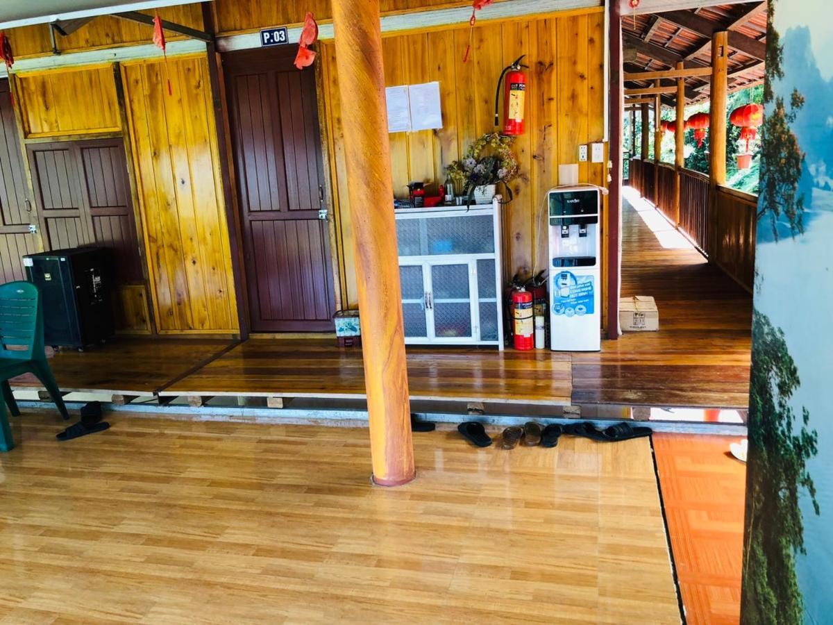 Tran Thuc Homestay-Ba Be エクステリア 写真