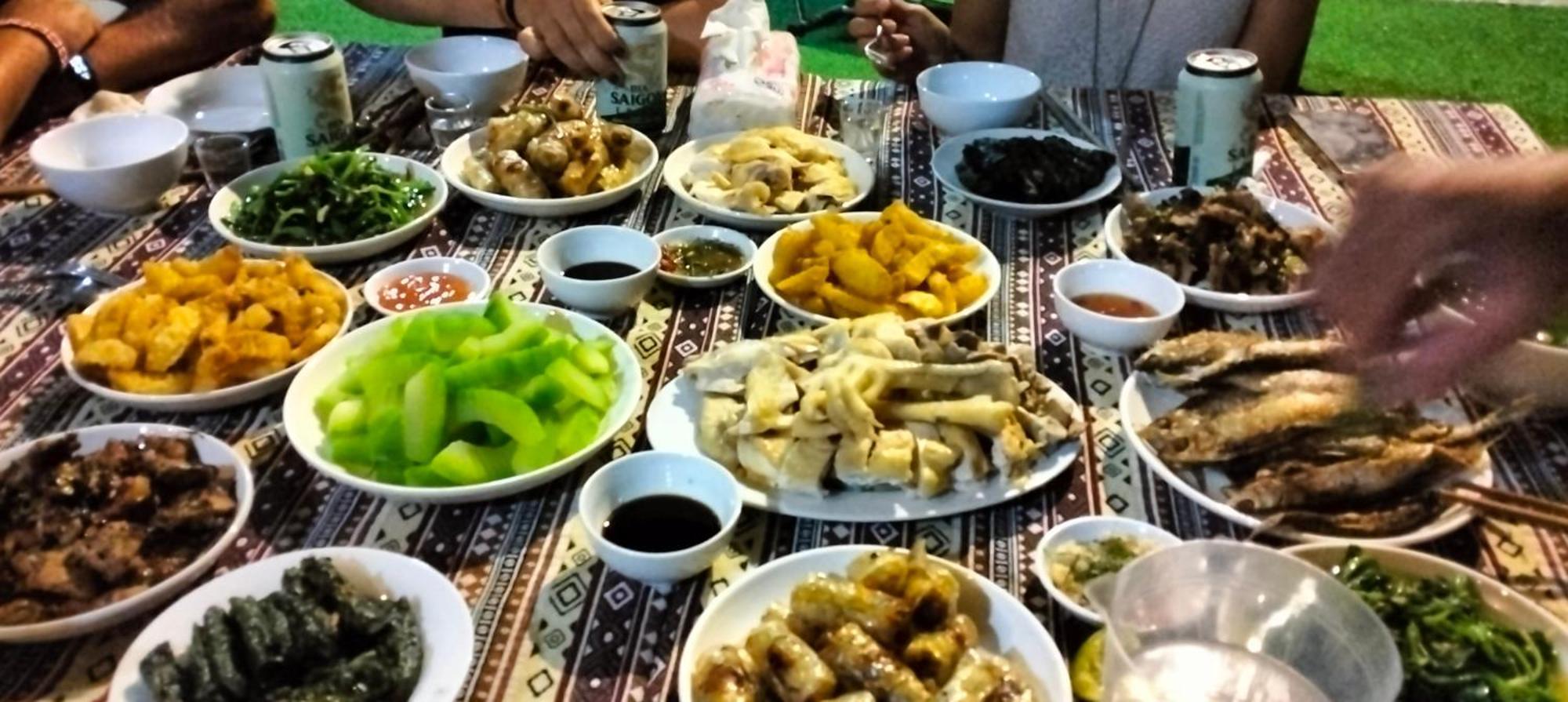 Tran Thuc Homestay-Ba Be エクステリア 写真