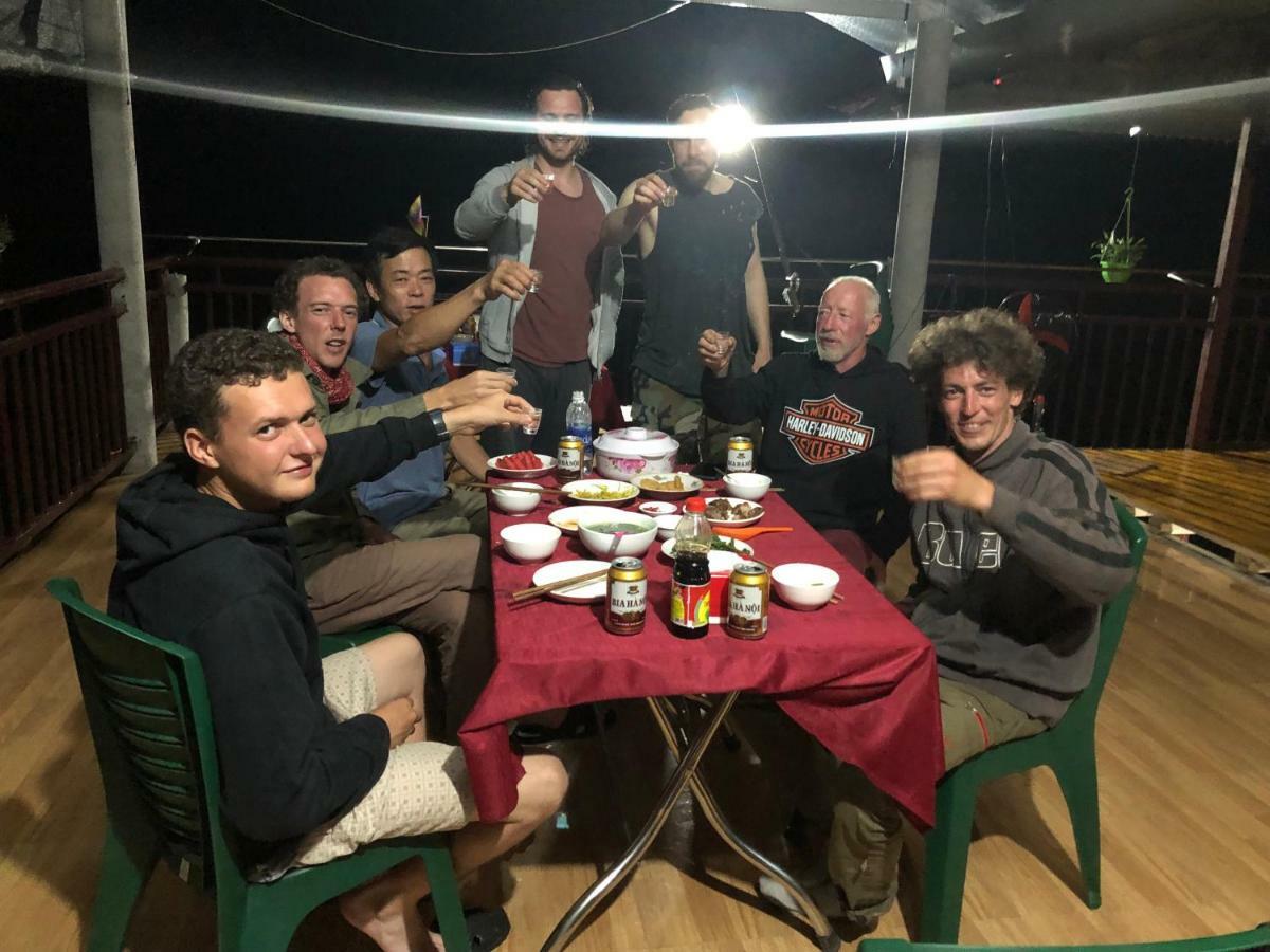 Tran Thuc Homestay-Ba Be エクステリア 写真